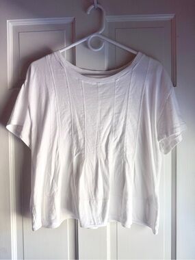 Pilcro Anthropologie White Pintuck Short Sleeve Top Size Small